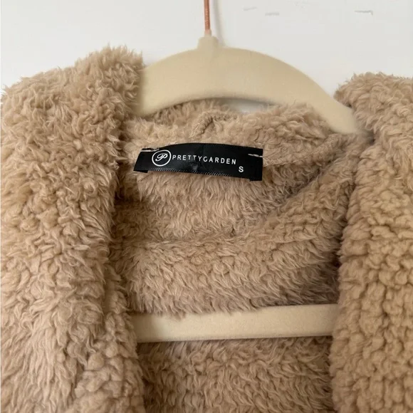 Cozy Tan Teddy Coat - Picture 4 of 4